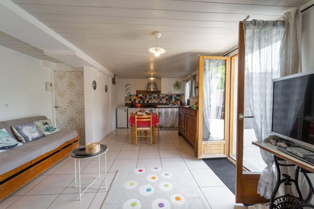 Flat Apartment Doussard Luaran gambar